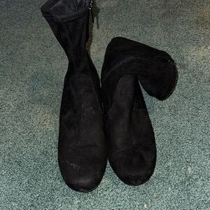 Reaction Kenneth Cole Black Ankle Boots